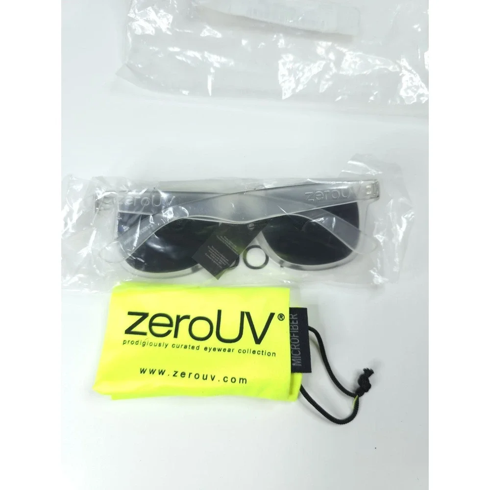 NWT ZeroUV Retro Clear White‎ Oval Lens Sunglasses Microfiber Pouch